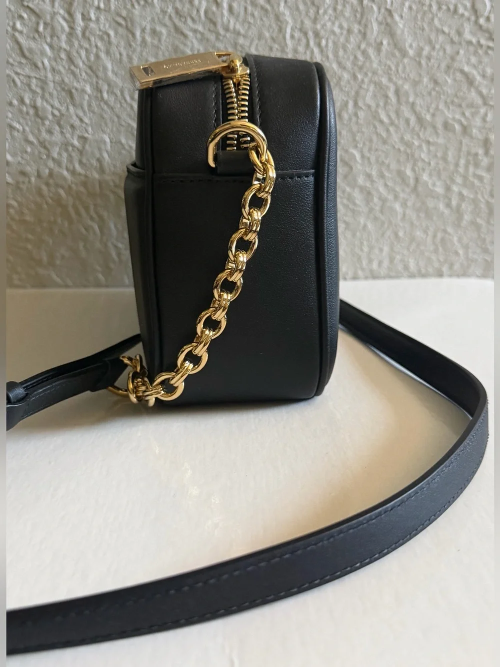 NWT FERRAGAMO CC Embosse Quilted Leather Crossbody